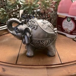 Metal/brass / antiqued pewter Elephant covered ashtray/can be used for trinkets